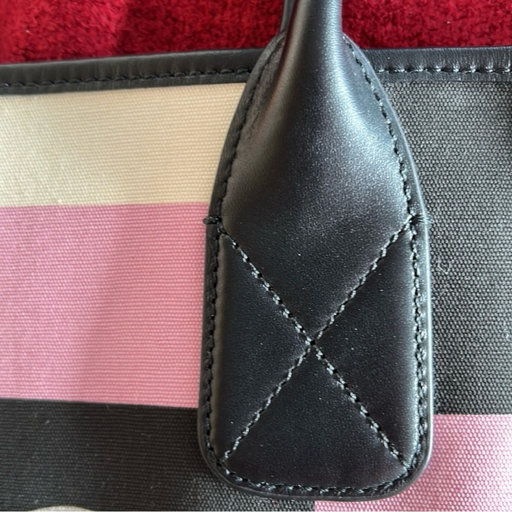 Bally Stylish Black and PinkTote Bag  Excellent Condition - Picture 3 of 8